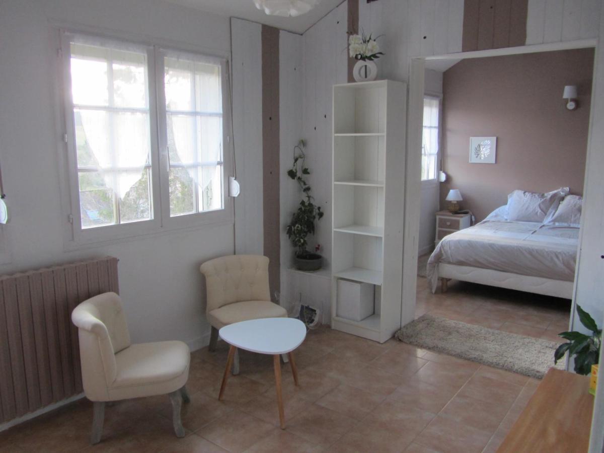 Chambres d'hôtes des Bruyères Collemiers Extérieur photo
