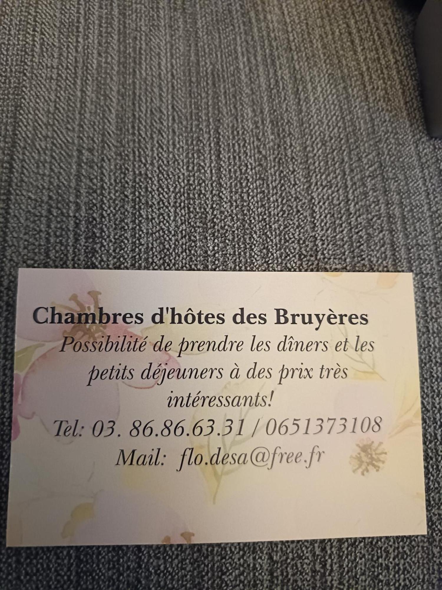 Chambres d'hôtes des Bruyères Collemiers Chambre photo